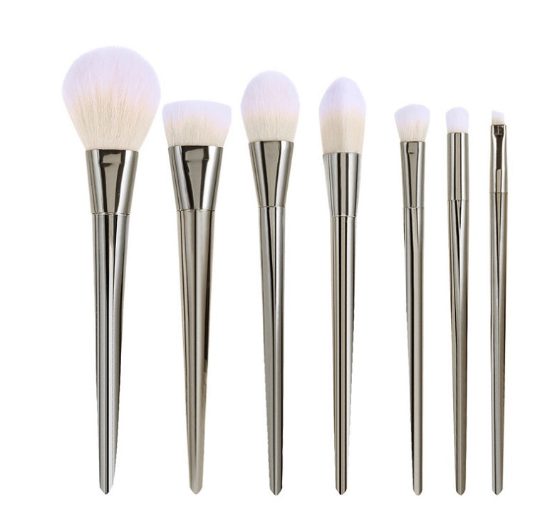 Rhombus 7 makeup brush, makeup brush, brush foundation, eye shadow, brush and makeup. - Glamour gadget04