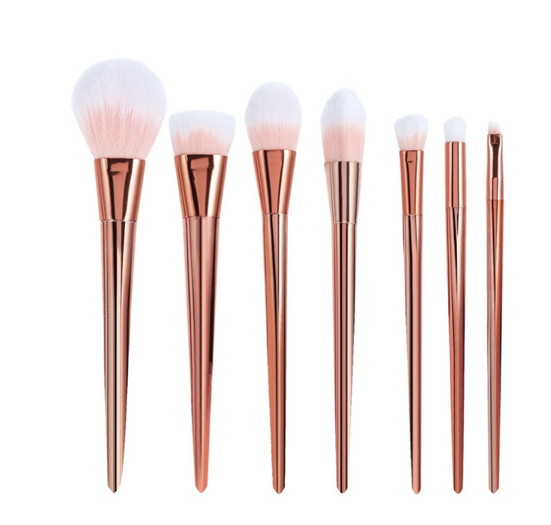 Rhombus 7 makeup brush, makeup brush, brush foundation, eye shadow, brush and makeup. - Glamour gadget04