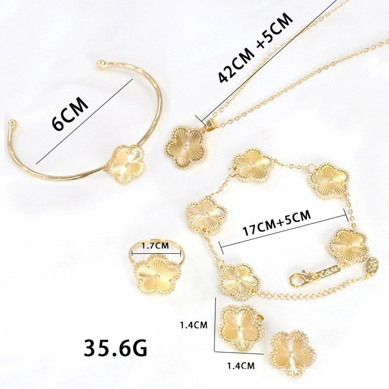 Pendant Necklace Ear Stud Bracelet Ring - Glamour gadget04